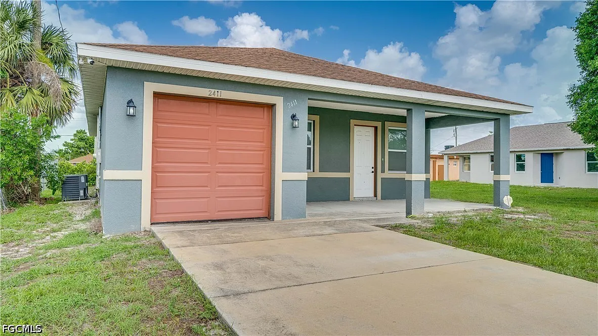 4 bed, 2.0 bath, 1394 sqft, $2,200 — Photo 1