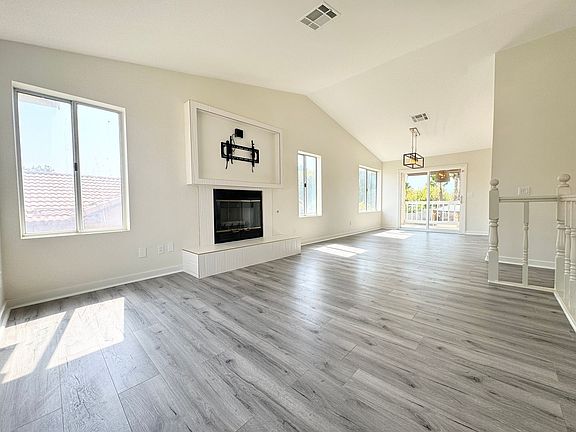 3rd image of 68745 Tachevah Dr