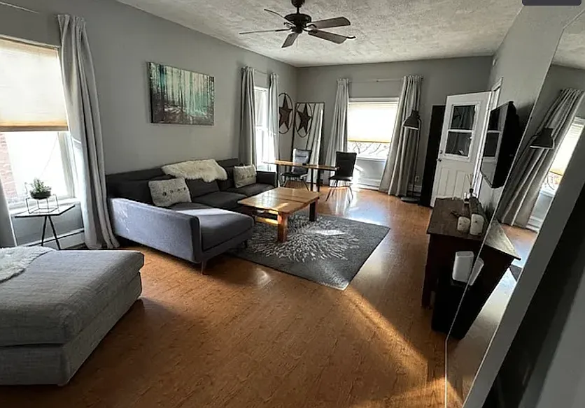 1124 Colorado Ave — Photo 1