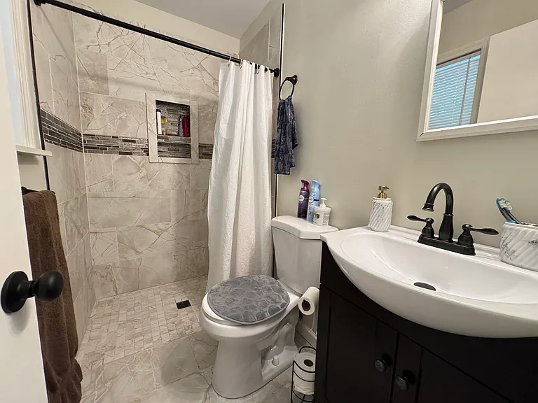 2323 Applewood Dr — Photo 17