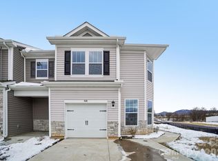 362 Lagoon Rd, Fletcher, NC 28732