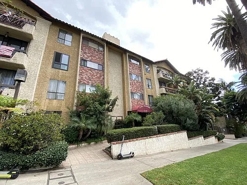 1730 Camino Palmero St Photo 1