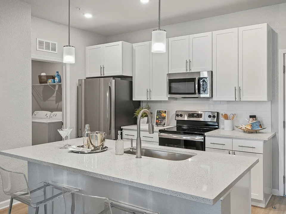 Vue at Belleair apartments community photo