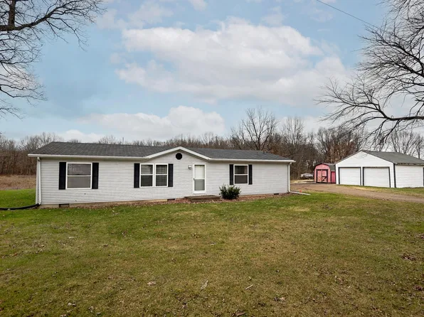 1348 Zilke Rd, Niles, MI 49120