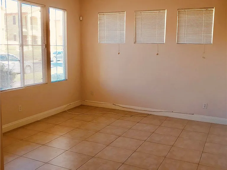 4433 Nestos Valley Ave #0 — Photo 5