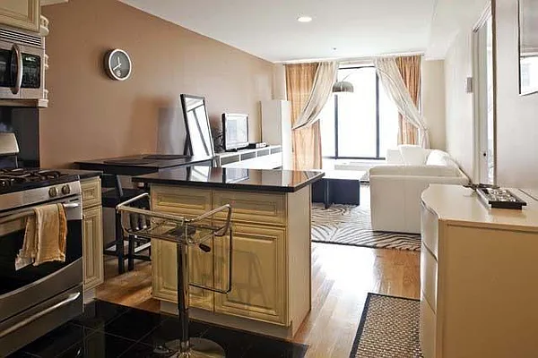 Rented by M. Nelson Realty LLC | media 15