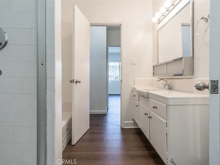 4653 Fulton Ave #10 — Photo 10