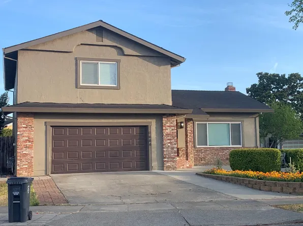 1684 Santiago Ave, Napa, CA 94558