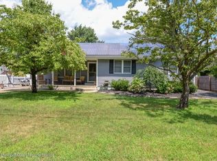 313 Essex Dr, Brick, NJ