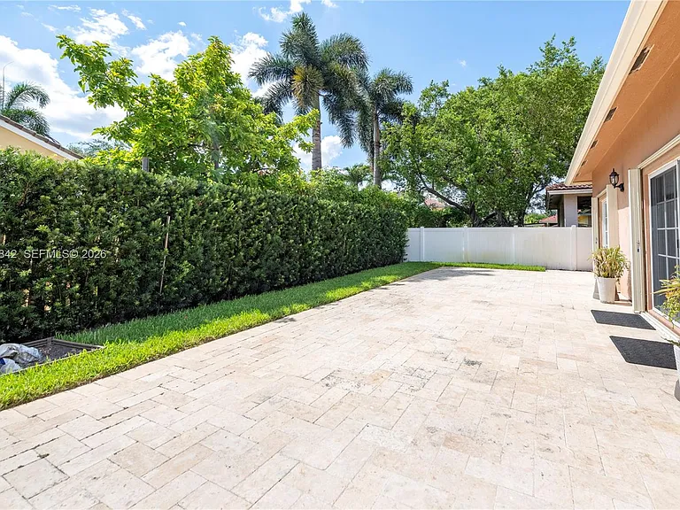 3073 SW 140th Ave — Photo 20
