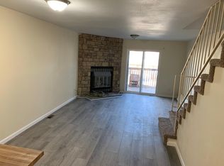 10422 W Dartmouth Ave, Lakewood, CO 80227