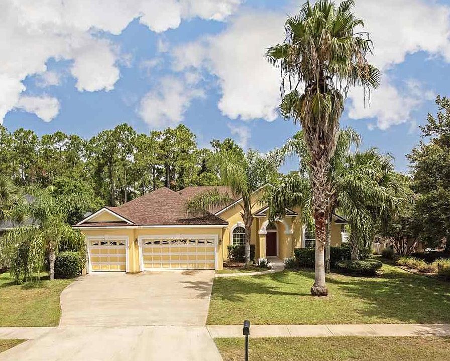 1st image of 304 Palmas Cir #A