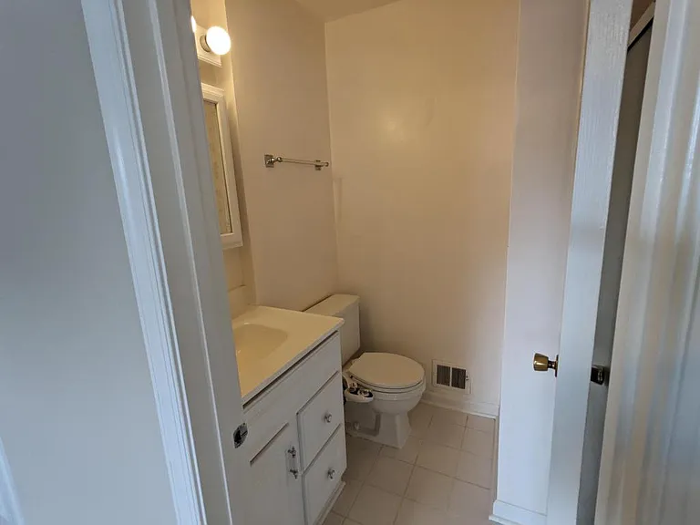 7479 Zanuck Ct — Photo 14
