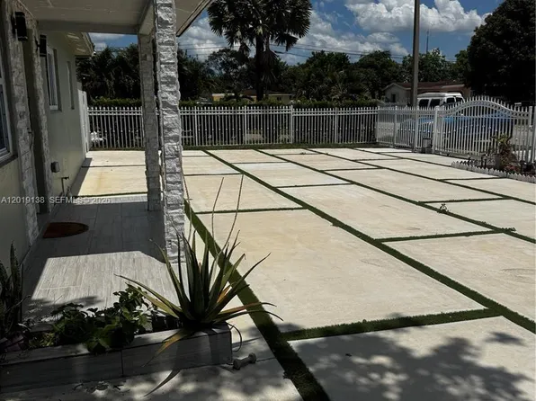 3251 NW 177th Ter, Miami Gardens, FL 33056