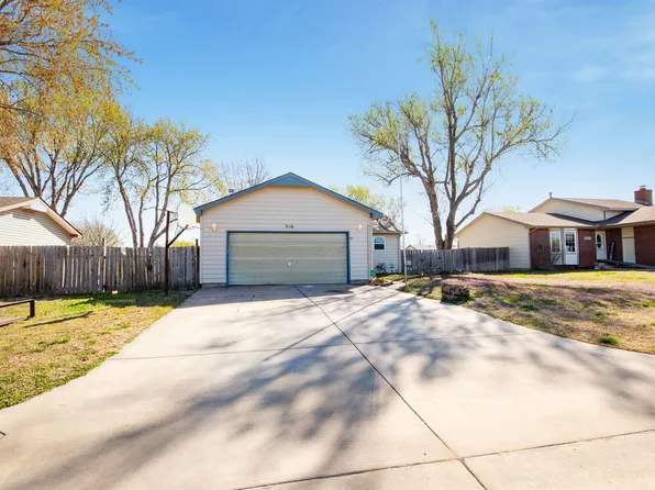 316 S Ward Pkwy, Haysville, KS 67060