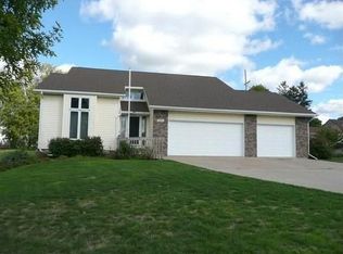 203 Pearl View Ct, Pearl City, IL 61062