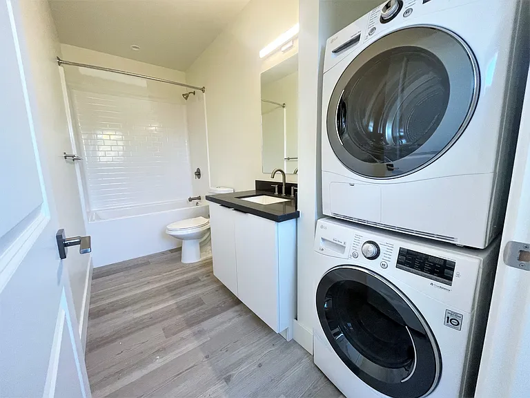 TRU Bankers Hill — Photo 66