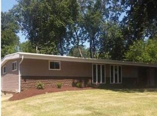 603 Wicklow Dr, Ballwin, MO 63021