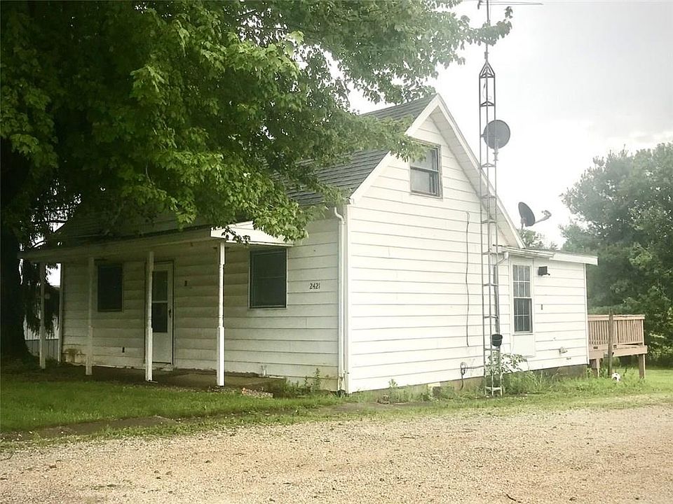 1st image of 2421 E County Road 820 S