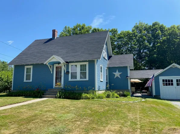 34 Dewey Street, Springfield, VT 05156