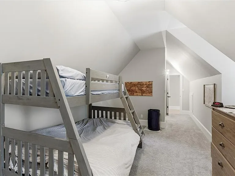 1247 Manor Oaks Ct — Photo 47