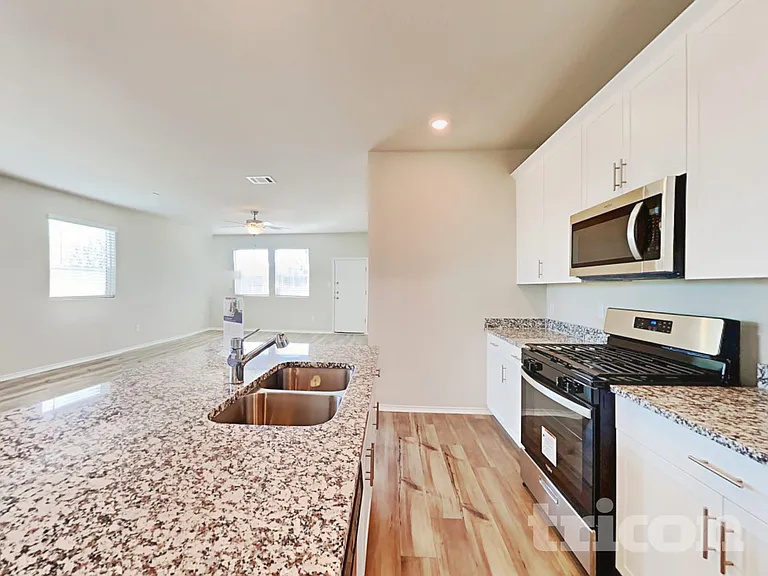 5308 Saddle Club Dr — Photo 6