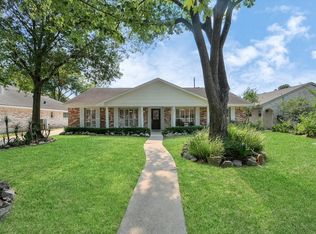 9811 Rocktree Dr, Houston, TX 77040