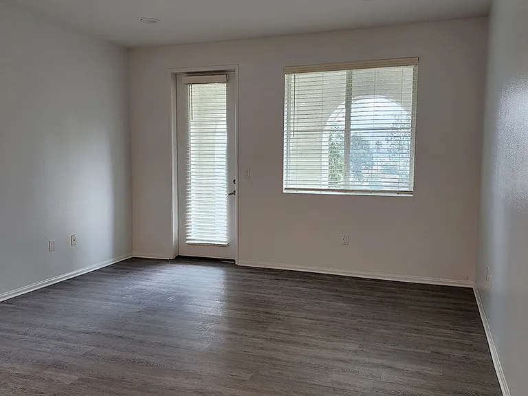 Placita Luxe Residences — Photo 20