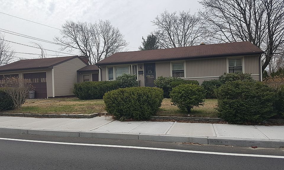 1st image of 94 Woonasquatucket Ave