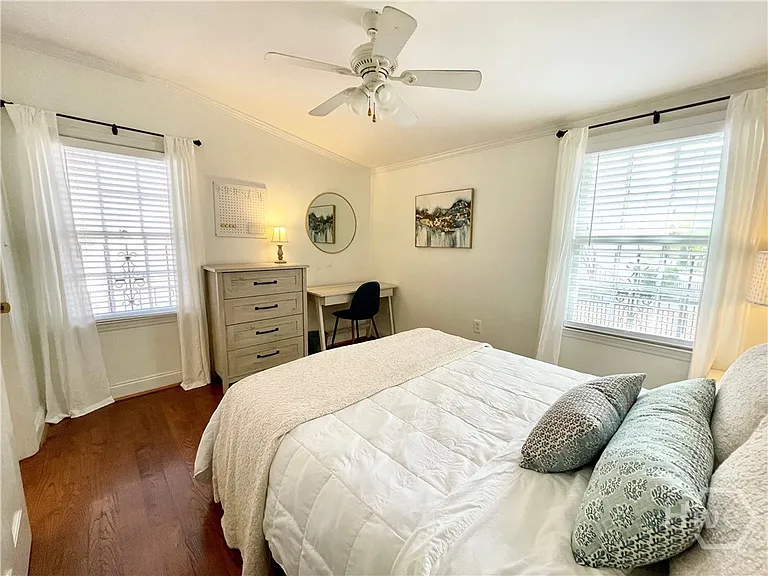 217 W Taylor St — Photo 10