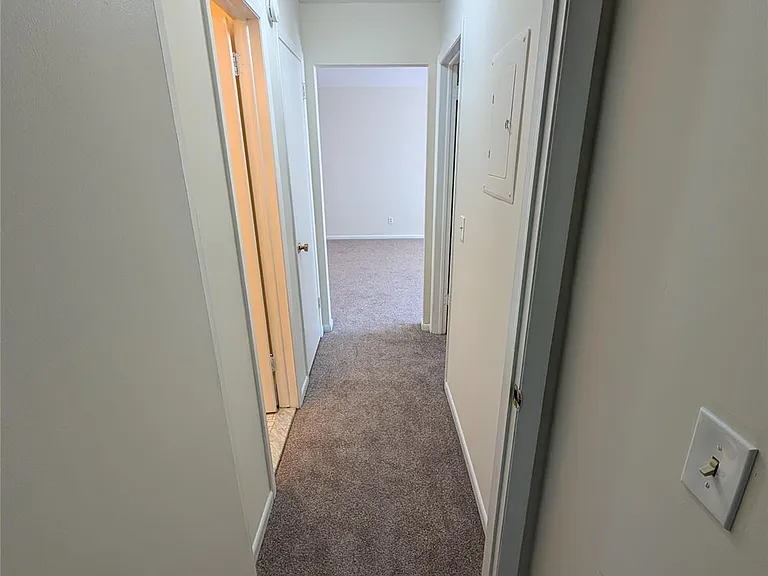 9 Loudon Dr #6 — Photo 11