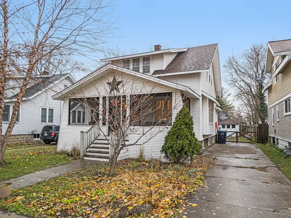131 W 20th St, Holland, MI 49423