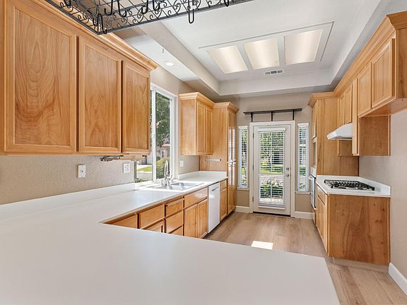 4th image of 1812 Newhampton Ct