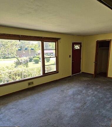 5th image of 2864 Valley Ridge Dr