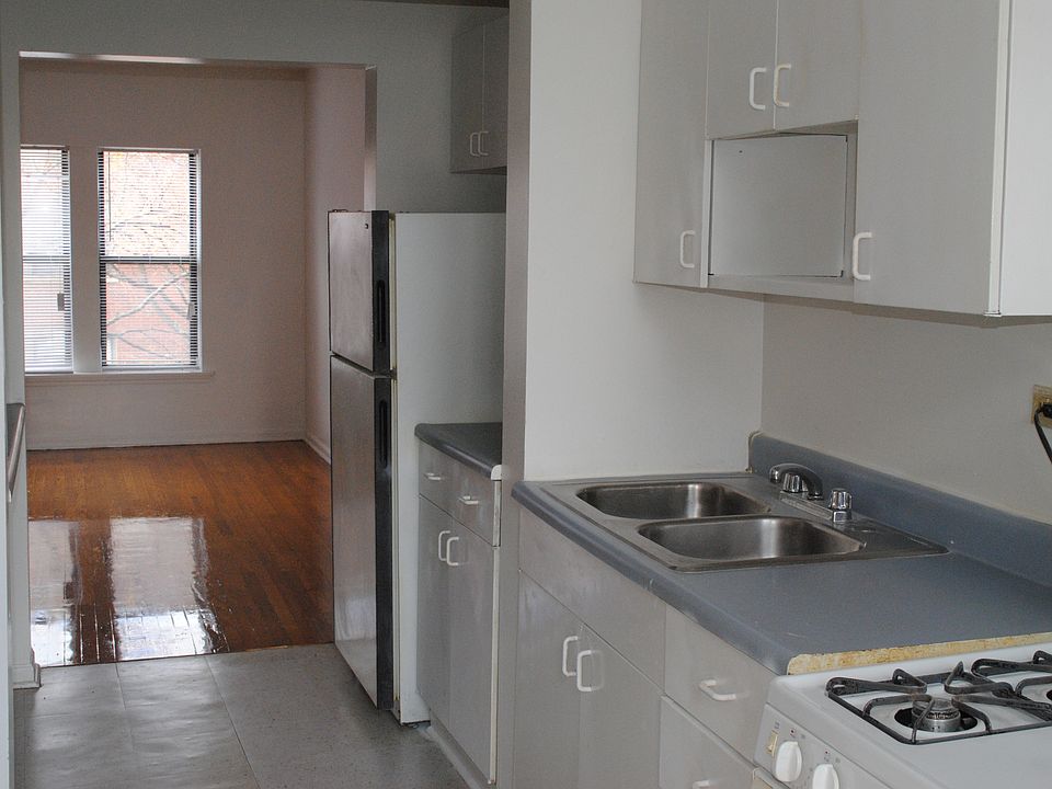 1st image of 131 S Lavergne Ave #312C