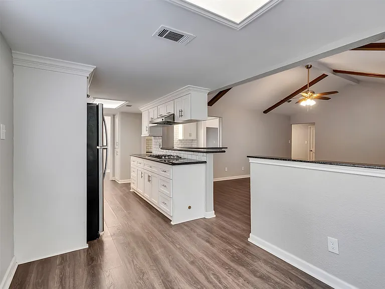 2030 Lone Rock Dr — Photo 18