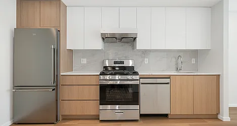 83-07 Queens Boulevard, #5D