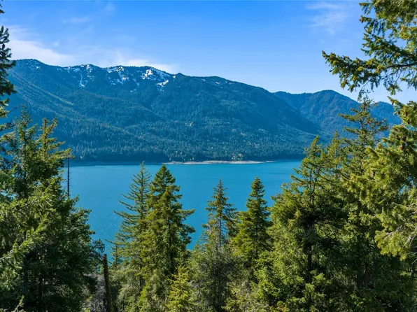 7 Newport Creek Loop, Ronald, WA 98940