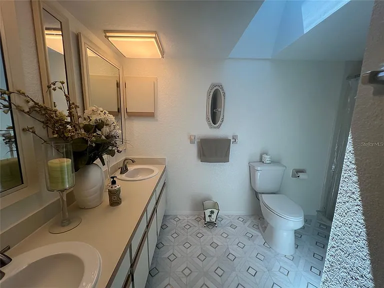 21212 Burkhart Dr — Photo 27