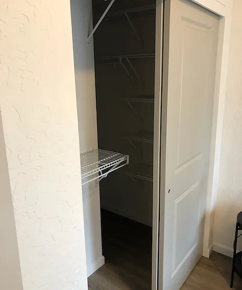 598 W Cherry Ln — Photo 10