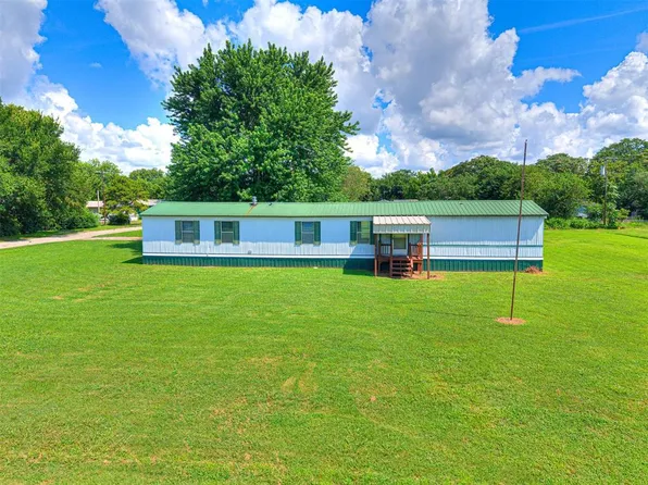 206 E Frisco St, Davenport, OK 74026