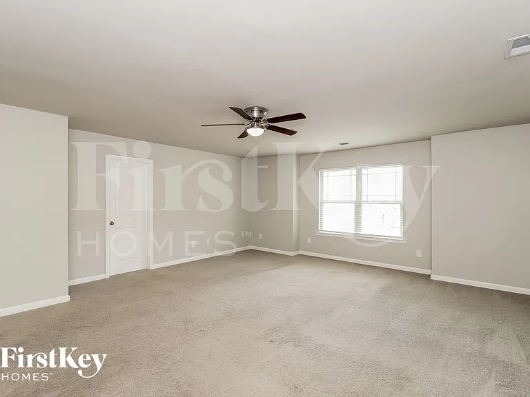 153 Southwind Cir — Photo 9