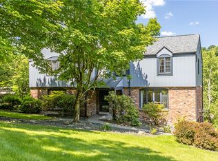 226 Hemlock Dr, Mcmurray, PA 15317