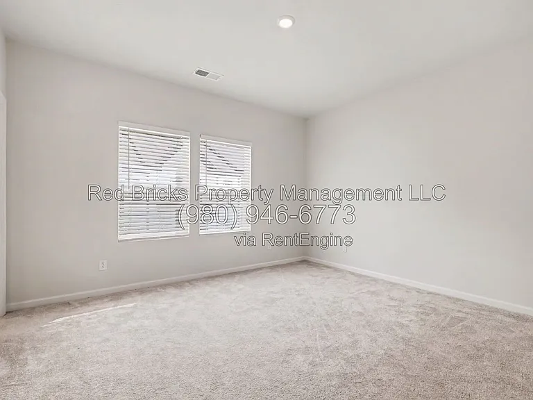 1420 Blanche St — Photo 22