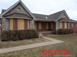 8770 W Gassaway Rd, Hulbert, OK 74441