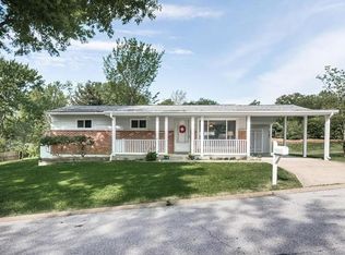 1001 Banyon Dr, Saint Louis, MO