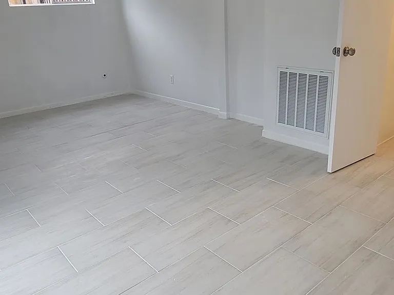 1527 Johanna Dr #C — Photo 11