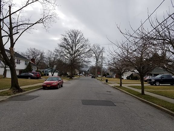 5th image of 1547 Coolidge Ave