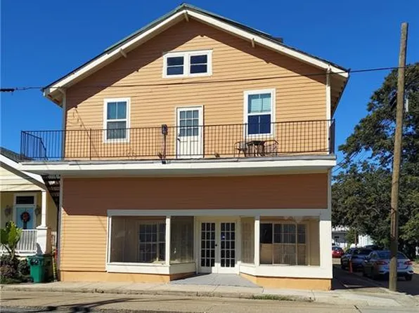 601 4th St #D, Gretna, LA 70053