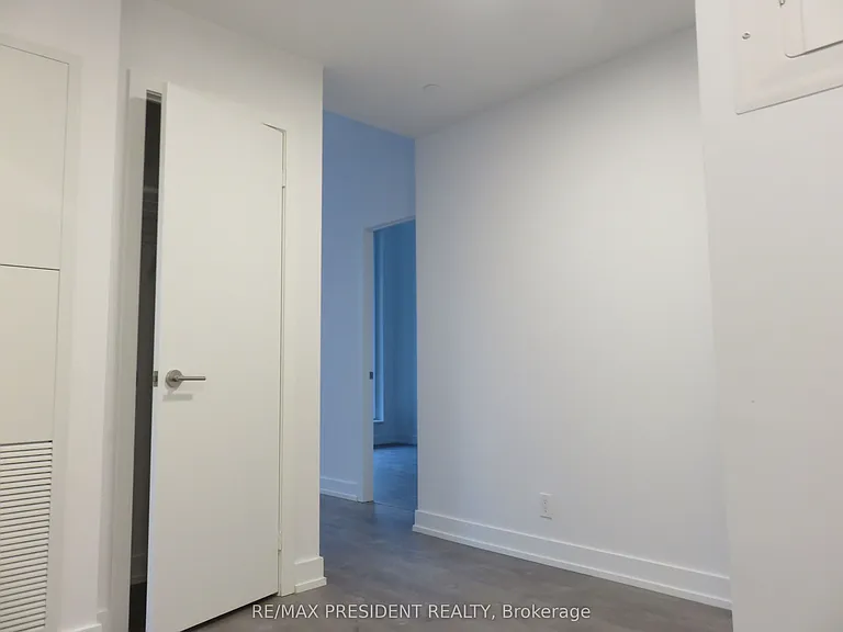 215 Veterans Dr #204 — Photo 7